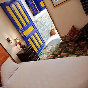 احجز هنا